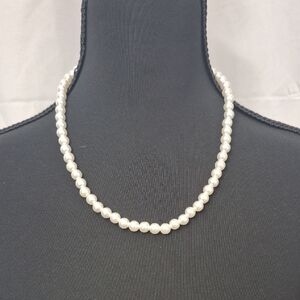 Elegant White Faux Pearl Necklace